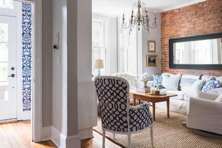 House Tour A New Traditional 100YearOld DC Row House Apartment Therapy